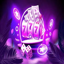 Giao diện sảnh game iwin68 hiển thị danh mục Slot Online và Live Casino